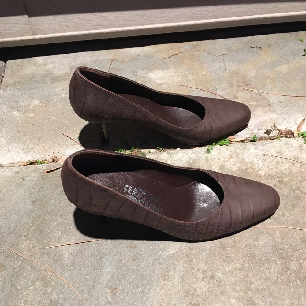 Salvatore ferragamo brown embossed snake shoes